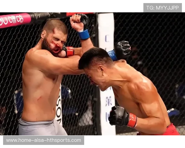 UFC重击震碎地板音效：极限搏击的震撼瞬间再现